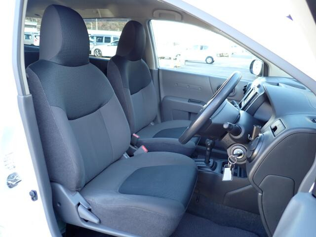 �t�����g�V�[�g�A��ԗǍD�ň��S�ł��B�傫�ȉ�����Ȃ����S�ł�