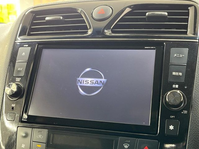 �y�����i�r�z�l�C�̏����i�r�𑕔����Ă���܂��B�i�r�̎g���₷���͂������A�I�[�f�B�I�@�\���[��!�L�����v�◷�s�͂������A�ʋ΂┃�����ȂǕ��i�̃h���C�u���y�����Ȃ�͂���