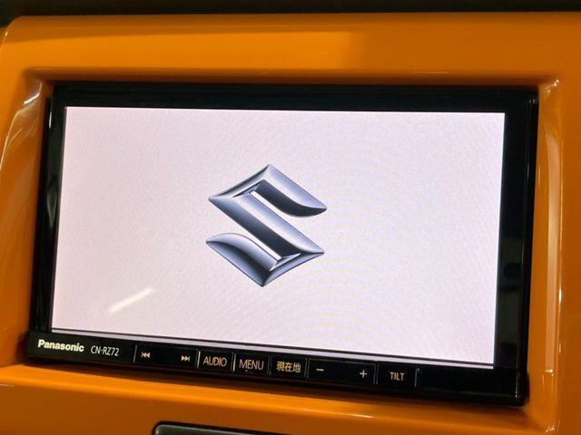 �y�����i�r�z�l�C�̏����i�r�𑕔����Ă���܂��B�i�r�̎g���₷���͂������A�I�[�f�B�I�@�\���[��!�L�����v�◷�s�͂������A�ʋ΂┃�����ȂǕ��i�̃h���C�u���y�����Ȃ�͂���