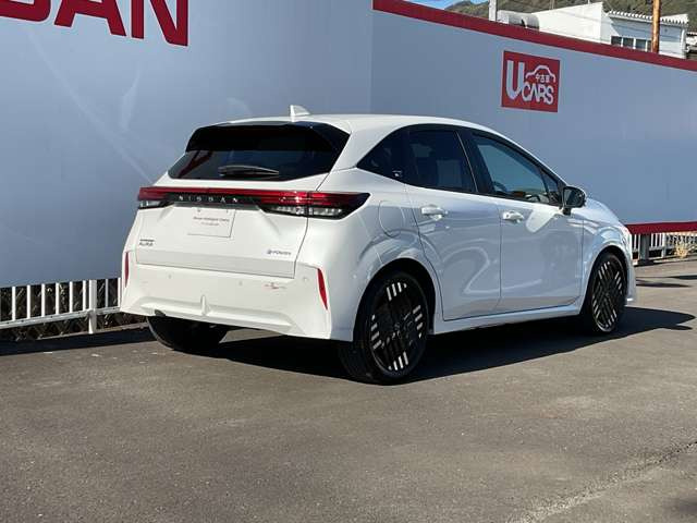 ノートオーラ1.2 G レザーエディション