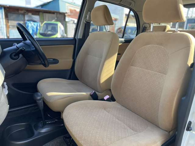 ����肪�����܂����A�n���h�����y���^�]���₷���ł���