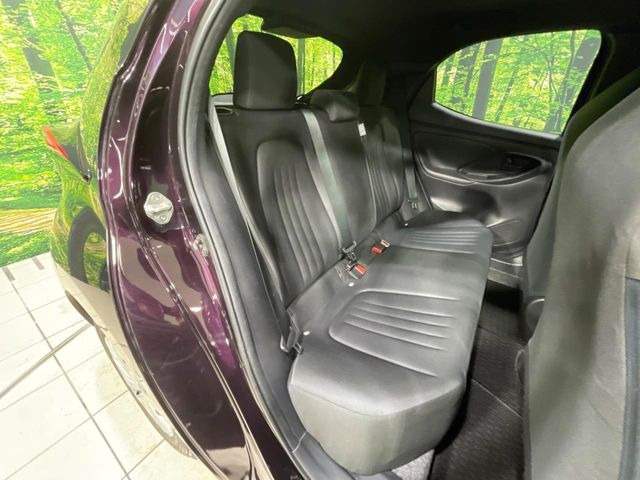 �R���p�N�g�J�[�ł����A�Z�J���h�V�[�g�͏\���ȍL����������K�ɂ���肢�������܂���V�[�g��|���đ傫�ȉו���ς񂾂�ƁA�p�r�̕����L��1��ł��B