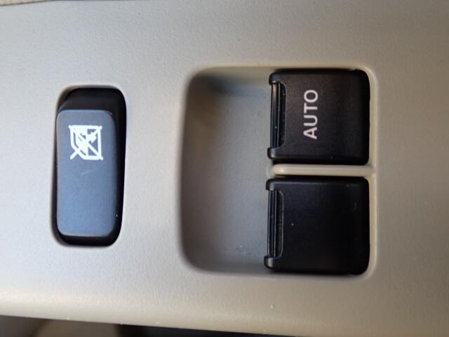 �O�Ȃ̑��̊J�͓d���ɂȂ�܂��̂ŁA�֗��ł���ˁB