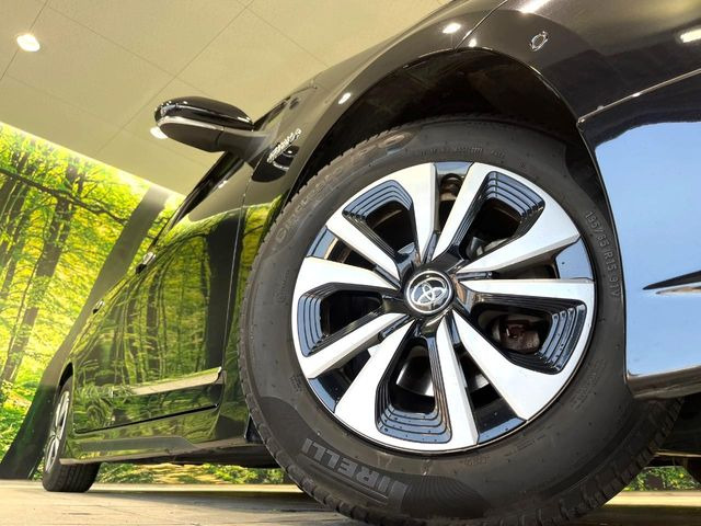 �y���������C���`�A���~�z�C�[���z�O�ςɃ}�b�`���������A���~�z�C�[���𑕒����Ă���܂��B�e��ЊO�A���~�z�C�[����A�X�^�b�h���X�^�C�����戵�����Ă���܂��B���񂲑��k����������