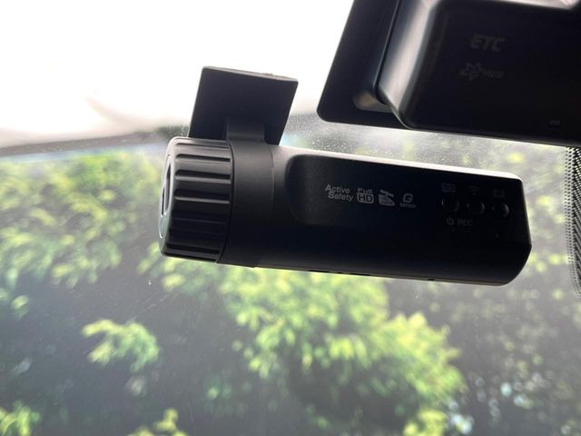 �y�h���C�u���R�[�_�[�z�h���C�u���R�[�_�[����!���s���͂������A������^�]�⎖�̂ɑ��������ہA�f���ŋL�^���A����̃��X�N�ɔ����܂��B���L�^�pSD�J�[�h�͂��q�l�����g�ł��������������K�v������܂��B