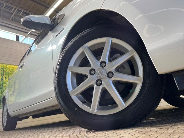 �y���������C���`�A���~�z�C�[���z�O�ςɃ}�b�`���������A���~�z�C�[���𑕒����Ă���܂��B�e��ЊO�A���~�z�C�[����A�X�^�b�h���X�^�C�����戵�����Ă���܂��B���񂲑��k����������