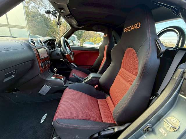 �C�ɂȂ邨�Ԃ�����܂�����E�̓d�b�ԍ����璼�ڂ��X�ɂ��₢���킹���������B�x�����@����ԗ����A��Ԃ܂łȂ�ł������������Ē����܂��B�X�^�b�t�ꓯ���A�����҂����Ă���܂��B