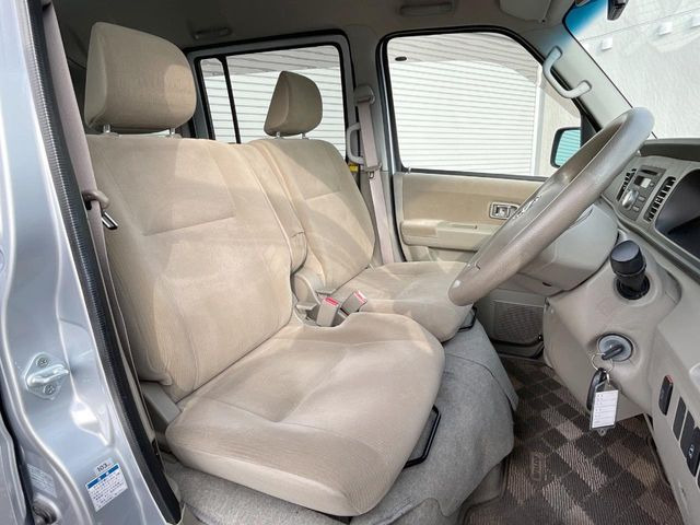 �^�]�Ȃ܂��ɂ͏\���ȃX�y�[�X������A�啿�ȕ��ł��������^�]���Ă�����������ł��B