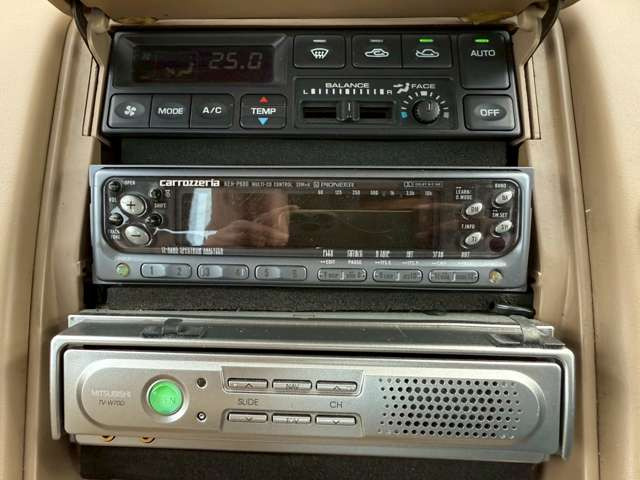 �C�ɂȂ邨�Ԃ�����܂�����E�̓d�b�ԍ����璼�ڂ��X�ɂ��₢���킹���������B�x�����@����ԗ����A��Ԃ܂łȂ�ł������������Ē����܂��B�X�^�b�t�ꓯ���A�����҂����Ă���܂��B