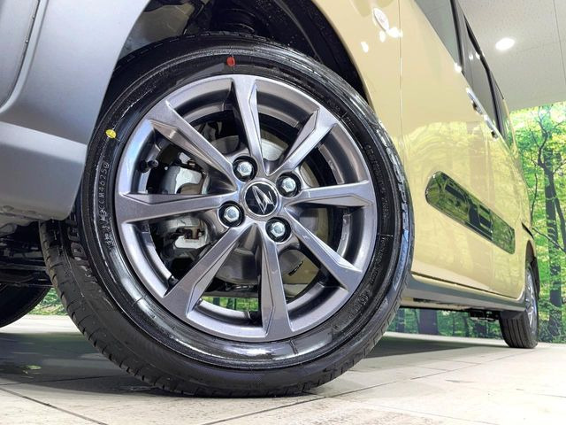 【純正14インチアルミホイール】外観にマッチした純正アルミホイールを装着しております。各種社外アルミホイールや、スタッドレスタイヤも取扱いしております。是非ご相談ください♪