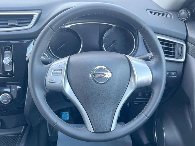 �y�����v�����X�e�A�����O�z�㎿�Ȋv���g�p���邱�ƂŁA��ɂ����������݂ƂĂ��^�]���₷���n���h���ł���