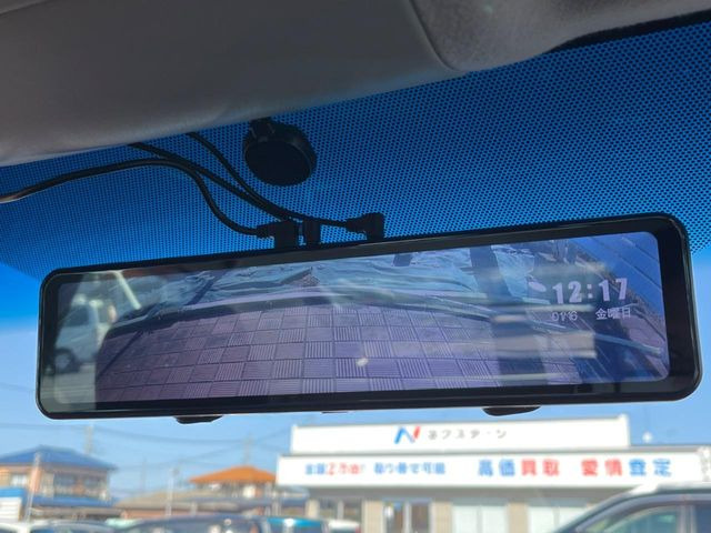 �y�f�W�^���C���i�[�~���[�z��Ȃ̑傫�ȉו��⓯��҂Ō�����m�F���Â炢���ł����S!�J�������B�e�����ԗ�����̉f�������[���~���[���ɕ\���B�N���A�Ȏ��E�ŏ󋵂̊m�F���\�ł�!