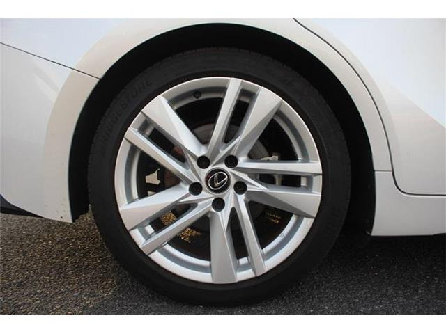 ���Ǝҗl�ւ̔̔��͂��f�肳���Ă��������܂��B �Ԍ������ԗ��̏ꍇ�́A�Ԍ����擾�������x�������z�ŕ\�����Ă���܂��B