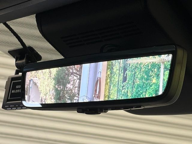 �y�f�W�^���C���i�[�~���[�z��Ȃ̑傫�ȉו��⓯��҂Ō�����m�F���Â炢���ł����S!�J�������B�e�����ԗ�����̉f�������[���~���[���ɕ\���B�N���A�Ȏ��E�ŏ󋵂̊m�F���\�ł�!