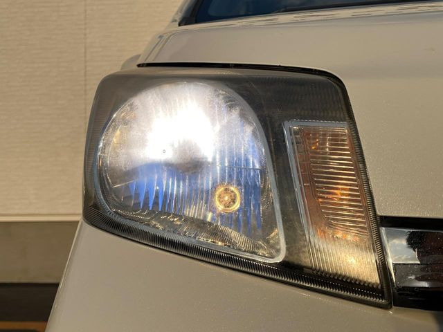 �yHID�w�b�h���C�g�z���ɖ��邭�O�����Ƃ炵�Ă����̂ŁA���V����Ԃ̑��s�������E�ǍD�ň��S���Ă���肢�������܂��B