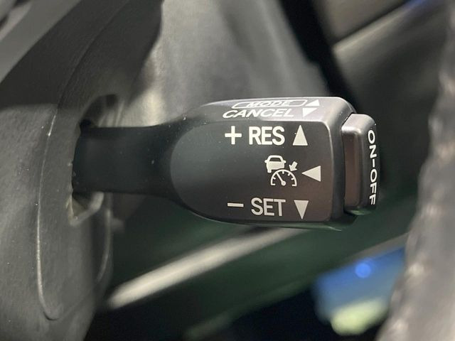 �y���[�_�[�N���[�Y�R���g���[���z�������H�ł̒��������s���y��!!�����ő��x��ۂN���[�Y�R���g���[�����A�Փˌy���V�X�e���ƘA�g���A�O���̎ԗ������m���ĎԊԂ�ۂ悤�ɑ��x���߂��Ă���܂�!!