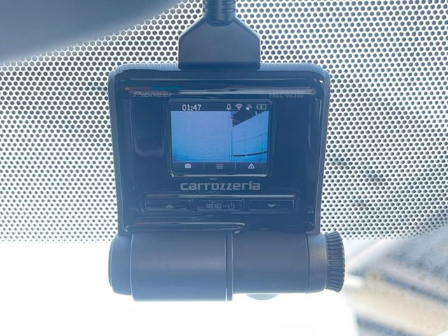 �y�h���C�u���R�[�_�[�z�h���C�u���R�[�_�[����!���s���͂������A������^�]�⎖�̂ɑ��������ہA�f���ŋL�^���A����̃��X�N�ɔ����܂��B���L�^�pSD�J�[�h�͂��q�l�����g�ł��������������K�v������܂��B