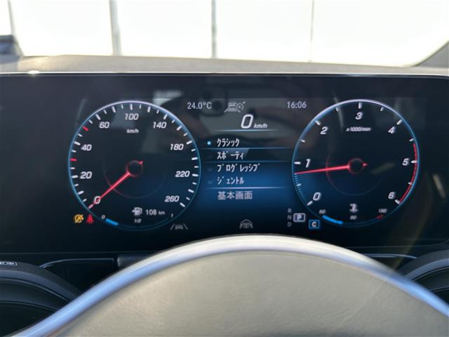 GLAクラスGLA200d 4マチック 4WD