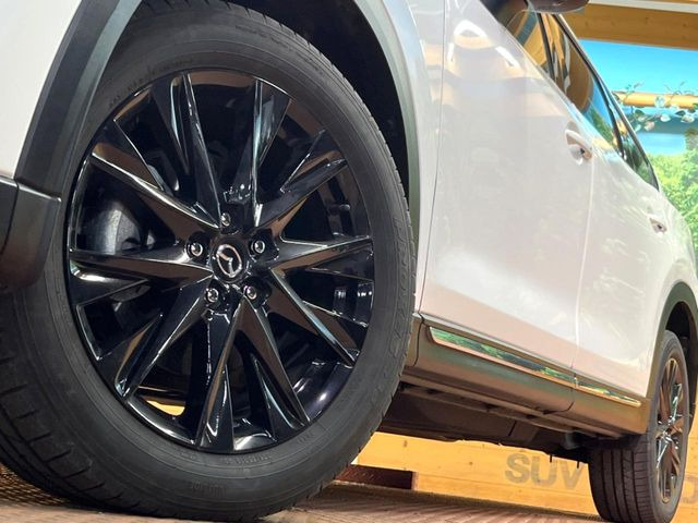 �y����19�C���`�A���~�z�C�[���z�O�ςɃ}�b�`���������A���~�z�C�[���𑕒����Ă���܂��B�e��ЊO�A���~�z�C�[����A�X�^�b�h���X�^�C�����戵�����Ă���܂��B���񂲑��k����������