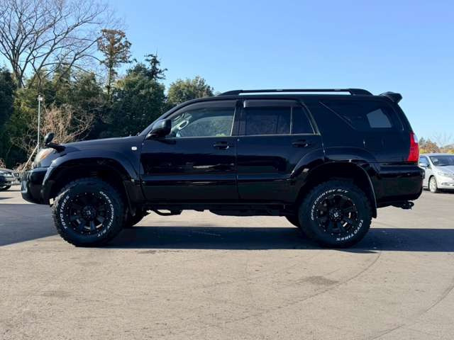 ���X�݌ɂ͊O���A�����N���[�j���O��ɓW�����A�����Ď��̏C�����̗L���A���[�^�[��������̗L������O�ҋ@�ւɂ�錟����S����{���Ă���܂��B�Ԍ��A�����A����h�������ЂőΉ��ł��܂��̂ł����S���������B