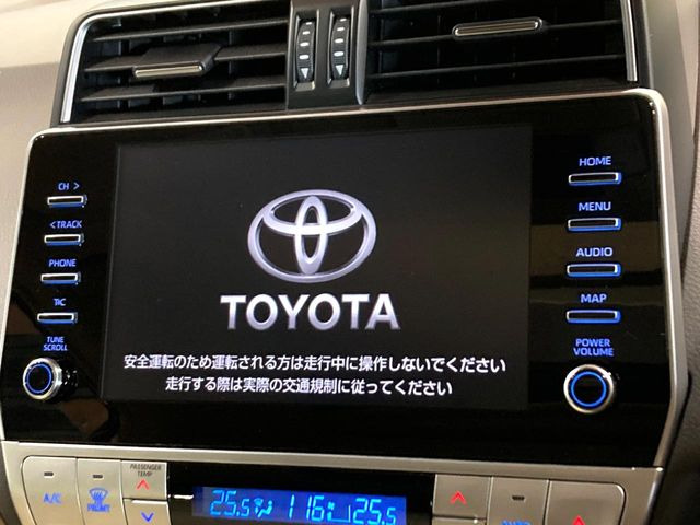 �y���[�J�[�����i�r�z�C���e���A�ɗn�����ރX�^�C���b�V���ȁu��p�݌v�v���[�J�[�i�r�𑕔��􎋔F���⑀�쐫�ȂǊ�{���\�ɂ��D��A���㎿�ȃJ�[���C�t�����y���݂��������܂��B