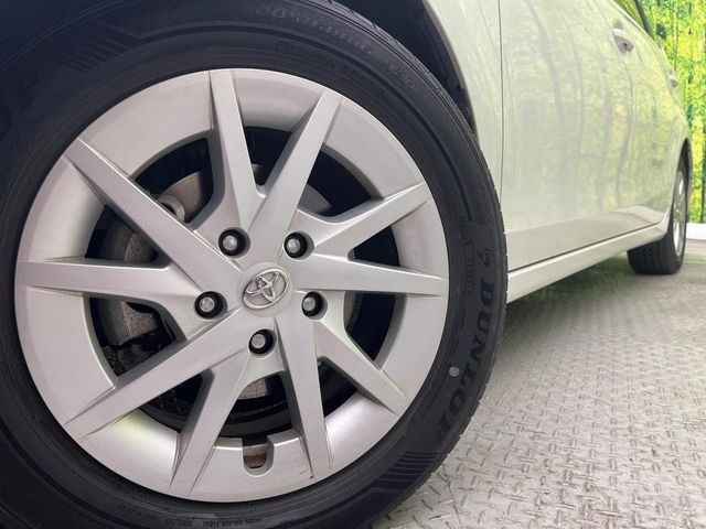 【純正16インチアルミホイール】外観にマッチした純正アルミホイールを装着しております。各種社外アルミホイールや、スタッドレスタイヤも取扱いしております。是非ご相談ください♪