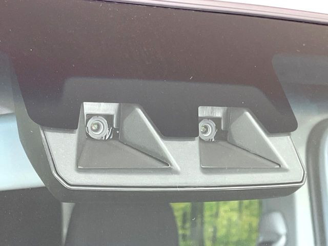 �y�X�}�[�g�A�V�X�g�z���s���ɑO���̎ԗ�����F�����A�Փ˂������Ȏ��͌x��ƃu���[�L�ŏՓˉ���Ɣ�Q�y�����A�V�X�g�B�����S�Ƀh���C�u�����y���݂��������܂��B