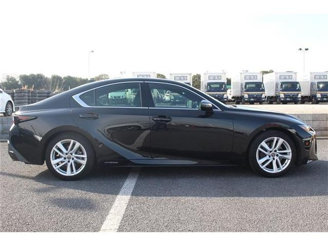 ���Ǝҗl�ւ̔̔��͂��f�肳���Ă��������܂��B �Ԍ������ԗ��̏ꍇ�́A�Ԍ����擾�������x�������z�ŕ\�����Ă���܂��B