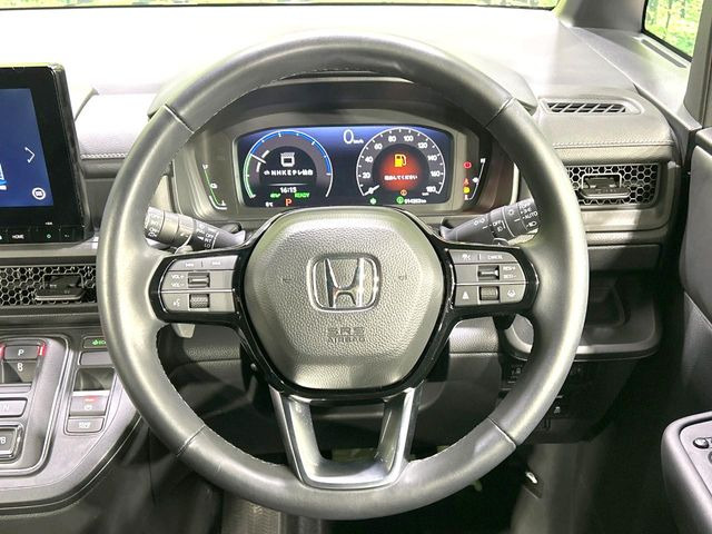 �y�����v�����X�e�A�����O�z�㎿�Ȋv���g�p���邱�ƂŁA��ɂ����������݂ƂĂ��^�]���₷���n���h���ł���