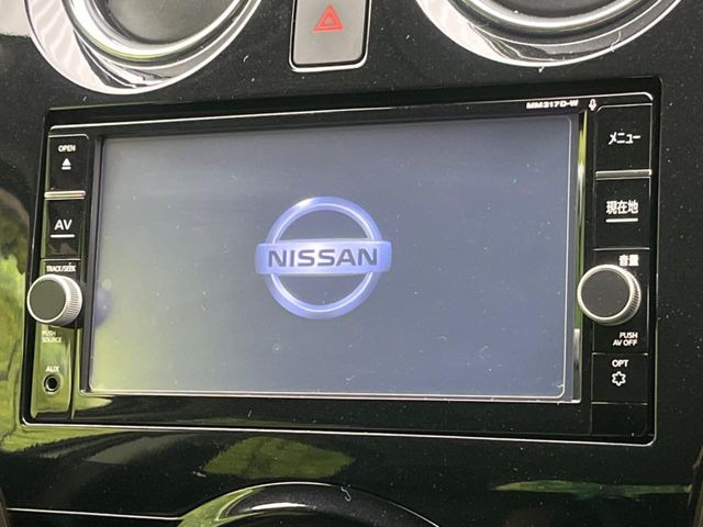 �y�����i�r�z�l�C�̏����i�r�𑕔����Ă���܂��B�i�r�̎g���₷���͂������A�I�[�f�B�I�@�\���[��!�L�����v�◷�s�͂������A�ʋ΂┃�����ȂǕ��i�̃h���C�u���y�����Ȃ�͂���