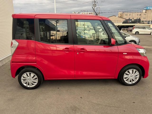 �����Ђł́A�S�Ԃ�3�����ԁA���s3000�L�������̖����ۏ؂�W���񋟂��Ă���܂��B(�A���Ԃ�1�N�ԁA���s������)