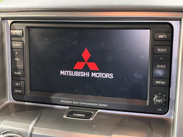 �y�����i�r�z�l�C�̏����i�r�𑕔����Ă���܂��B�i�r�̎g���₷���͂������A�I�[�f�B�I�@�\���[��!�L�����v�◷�s�͂������A�ʋ΂┃�����ȂǕ��i�̃h���C�u���y�����Ȃ�͂���