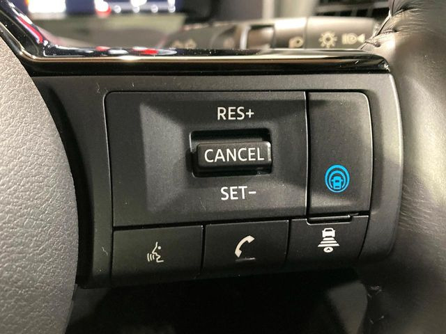 �y�v���p�C���b�g�z�������H�ł̒��������s���y��!!�a�؎��Ə��񑖍s�̃V�[���ŁA�A�N�Z���E�u���[�L�E�X�e�A�����O�������Ő��䂵�A�������^�]�̕��S���y�����Ă���܂���