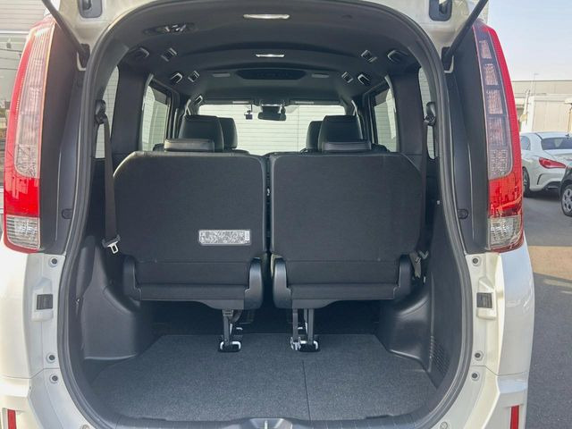 �h���C�o�[�ɂ���ĉ^�]���₷���|�W�V�����͈قȂ�A���̎Ԃ͂ǂ��Ȃ̂��s���Ȃ��Ƃ�����܂���ˁB�C�ɂȂ邨�Ԃ͓X���ŏ�荞��ł��m�F���������܂���