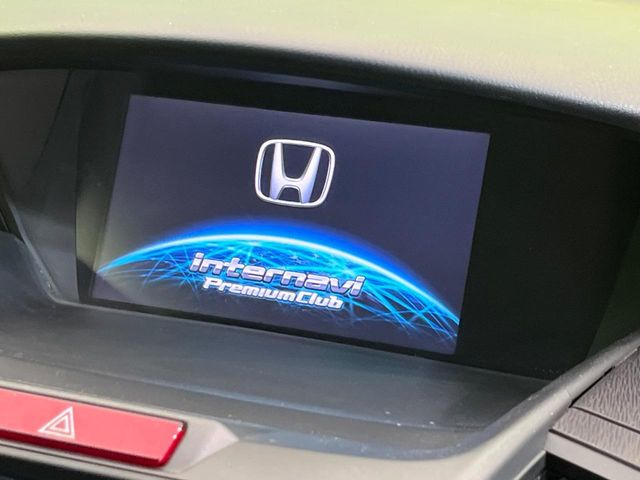 �y���[�J�[�����i�r�z�C���e���A�ɗn�����ރX�^�C���b�V���ȁu��p�݌v�v���[�J�[�i�r�𑕔��􎋔F���⑀�쐫�ȂǊ�{���\�ɂ��D��A���㎿�ȃJ�[���C�t�����y���݂��������܂��B