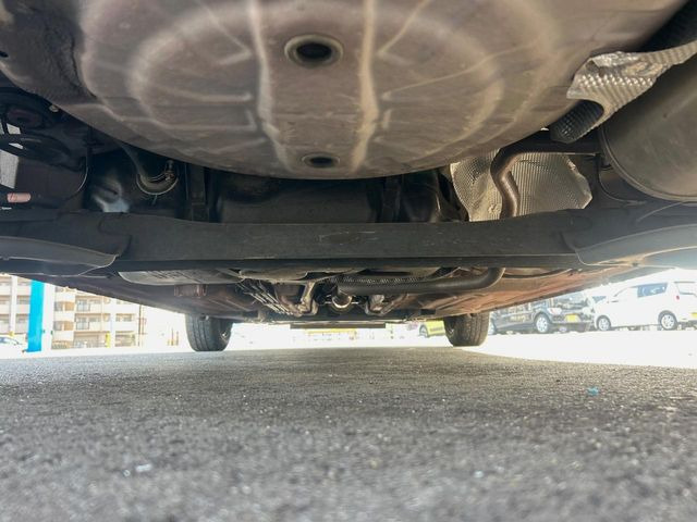 ����肪���ꂢ�Ȃ����ɁA�h�K���H�̎{�H���I�X�X���B�~��n��͂������A���ݕ��ɂ��Z���̕���A��Ń}�����E�E�B���^�[�X�|�[�c���������ɂ��D�]���������Ă���܂��B