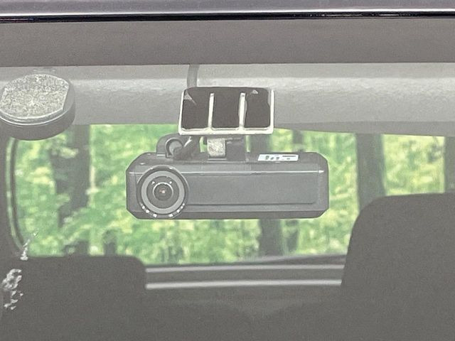 �y�h���C�u���R�[�_�[�z�h���C�u���R�[�_�[����!���s���͂������A������^�]�⎖�̂ɑ��������ہA�f���ŋL�^���A����̃��X�N�ɔ����܂��B���L�^�pSD�J�[�h�͂��q�l�����g�ł��������������K�v������܂��B