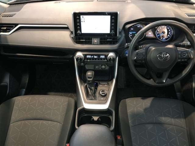 RAV42.5 ハイブリッド X E-Four 4WD