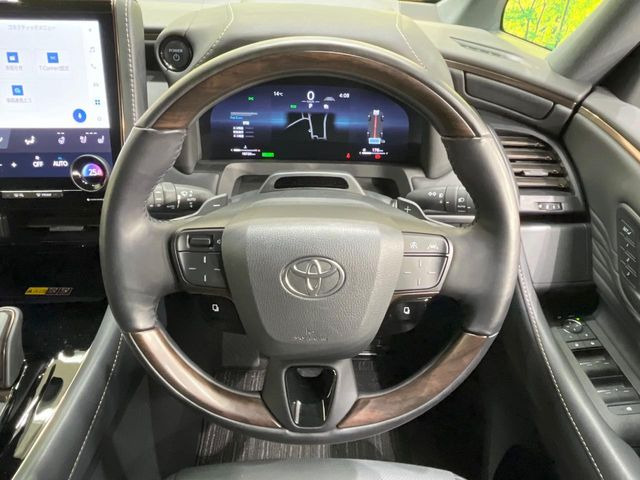 ステアリングも使用感が少なく、きれいな状態となっております♪