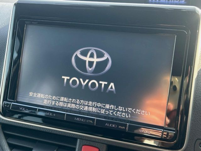 �y���ʃi�r�z�l�C�̑�^9�C���`�i�r�𑕔��B���݊��̂�����ʂ̓C���p�N�g��!�i�r���p���̃}�b�v�\���͌��₷���A�e���r��DVD�͗Տꊴ���A�b�v!�����̃h���C�u���O�b�Ɗy�����Ȃ�܂���