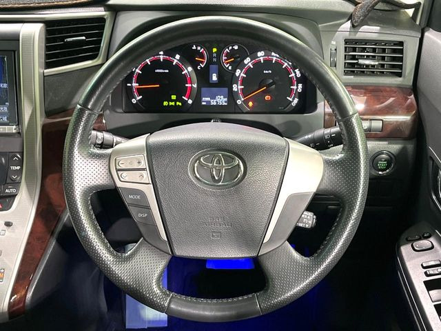 �y�����v�����X�e�A�����O�z�㎿�Ȋv���g�p���邱�ƂŁA��ɂ����������݂ƂĂ��^�]���₷���n���h���ł���