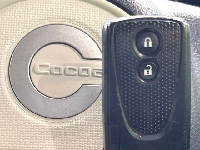 �y�L�[�t���[�V�X�e���z�J�o����|�P�b�g�ɓ��ꂽ�܂܂ł��h�A�̎{���E�������\�ȃX�}�[�g�L�[�𑕔��B�G���W���̃I���E�I�t�����J�M�����o���K�v����������Ƃ��Ă��֗��ł���