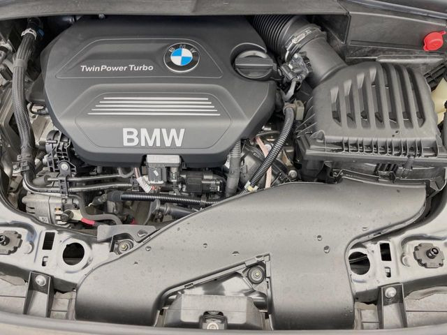 �����X�ł́A�e���[�J�[�̐�p�f�f�e�X�^�[�𓱓��B���Ǝ��i�����e�N�j�J���X�^�b�t���풓���Ă���܂��̂ŁA������̍ۂɂ����S���Ă����p���������܂��B