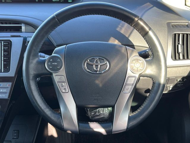 �y�����v�����X�e�A�����O�z�㎿�Ȋv���g�p���邱�ƂŁA��ɂ����������݂ƂĂ��^�]���₷���n���h���ł���