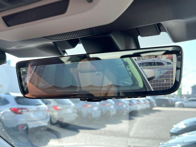 �y�X�}�[�g�����r���[�~���[�z��Ȃ̑傫�ȉו��⓯��҂Ō�����m�F���Â炢���ł����S!�J�������B�e�����ԗ�����̉f�������[���~���[���ɕ\���B�N���A�Ȏ��E�ŏ󋵂̊m�F���\�ł�!