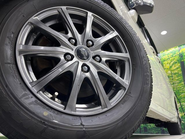 �y15�C���`�A���~�z�C�[���z�O�ςɃ}�b�`�����A���~�z�C�[���𑕒����Ă���܂��B�e��A���~�z�C�[����A�X�^�b�h���X�^�C�����戵�����Ă���܂��B���񂲑��k����������