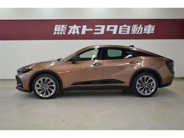 クラウンクロスオーバー2.5 G アドバンスト レザー パッケージ E-Four 4WD