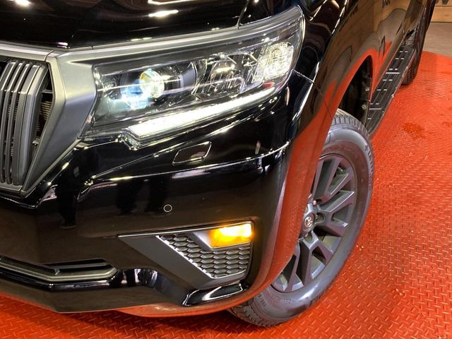 �yLED�w�b�h���C�g�z���V����ԑ��s�����ǍD�Ȏ��E���m�ۂ����S���ĉ^�]�ł��鍂�P�xLED�w�b�h���C�g�𑕔�!�_�����x�������A����d�͂��}�����Ă��܂��B