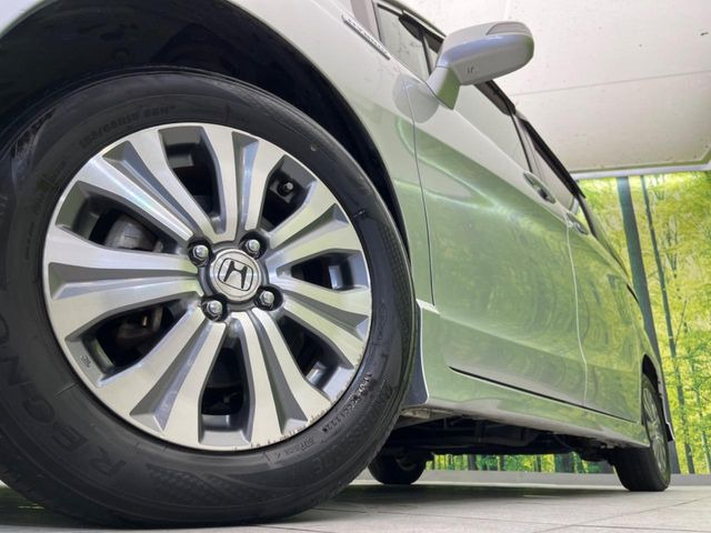 �y����15�C���`�A���~�z�C�[���z�O�ςɃ}�b�`���������A���~�z�C�[���𑕒����Ă���܂��B�e��ЊO�A���~�z�C�[����A�X�^�b�h���X�^�C�����戵�����Ă���܂��B���񂲑��k����������