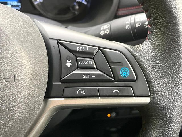 �y�v���p�C���b�g�z�������H�ł̒��������s���y��!!�a�؎��Ə��񑖍s�̃V�[���ŁA�A�N�Z���E�u���[�L�E�X�e�A�����O�������Ő��䂵�A�������^�]�̕��S���y�����Ă���܂���